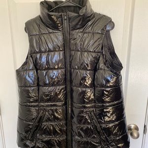 Micheal Kors black winter vest! So warm - XL